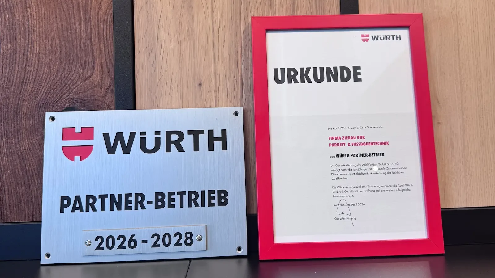 Würth Partner-Betrieb Schild und Urkunde von Zierau Parkett in Aschheim